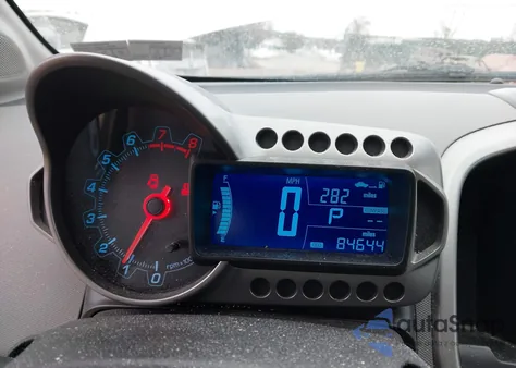 2016 Chevrolet Sonic Lt Auto from USA, damaged, VIN 1G1JC6SG2G4103585